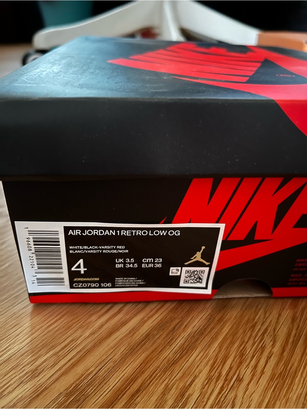 Nike Air Jordan 1 Retro Low OG - Black/White/Red